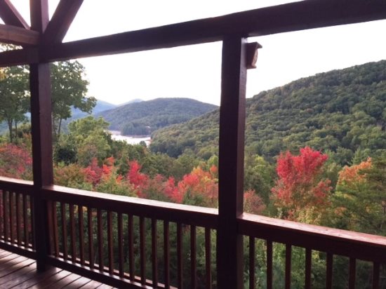 Light S Lake Overlook Lodge Located In The Aska
